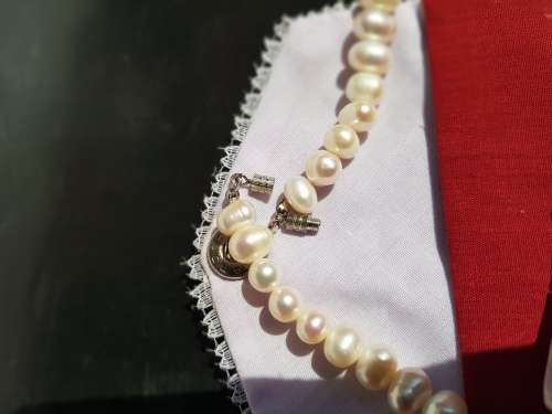 Natural  Freshwater Pearl necklace