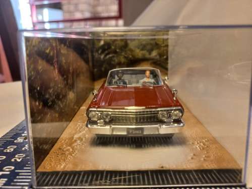 007 James Bond Chevrolet Impala - Live and let Die