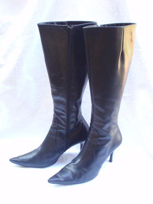 AMAZING DESIGNER BOOTS !!! All Leather (black) Italian Ladies Boots - PIED A TERRE Designer - Size 8