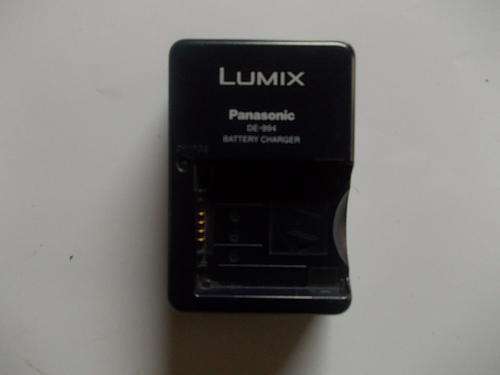 Panasonic Lumix Battery Charger DE-994