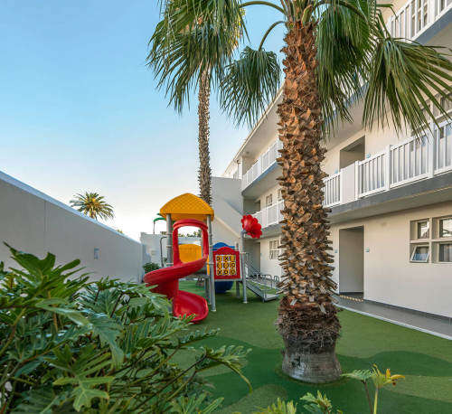 Weekend Getaway - Inverness, Sea Point, Cape Town,1 - 4 June 2018