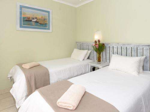 SCHOOL HOLIDAY BREAKAWAY - TABLE VIEW CABANAS, Cape Town, 29 June-2 July 2018