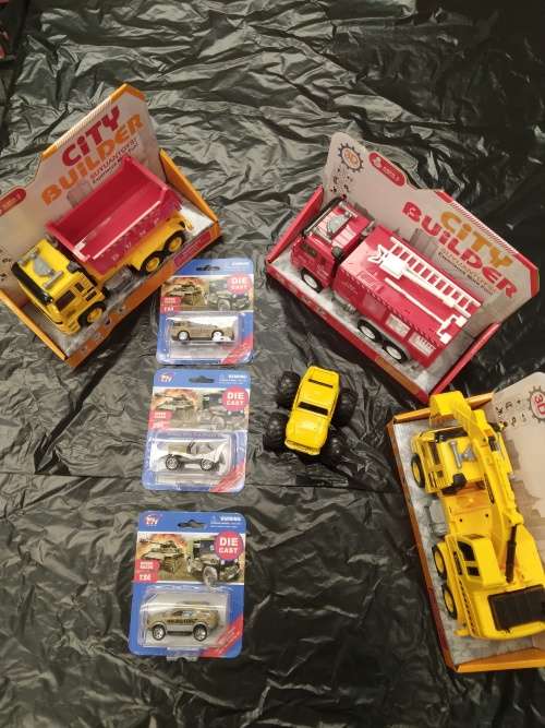 Children car toy combo !!!!!!!!!!!!!!