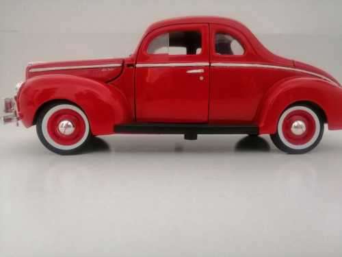 1940 Ford Sedan collectable