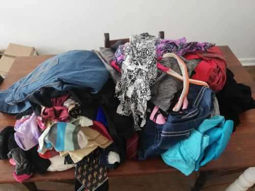 Joblot !!!!!!!!!!!!!!!! Woman`s Clothes -+ size 12