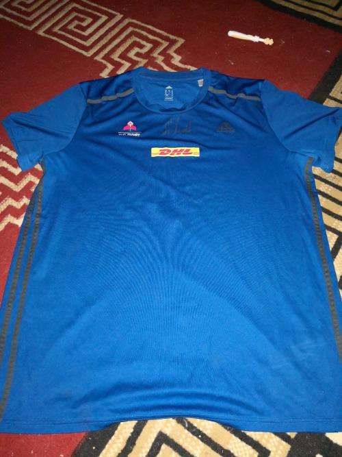 wp player issued signed training shirt