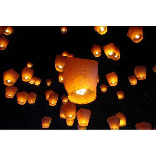 Pack of 5 Flying Chinese Sky Lanterns