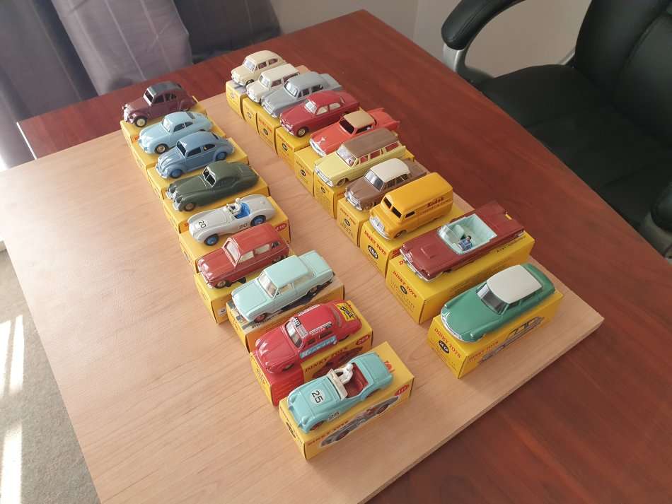 Dinky collection (De Agostini) 19 Cars with boxes