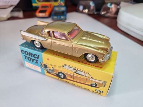 Corgi 211s Studebaker Golden Hawk