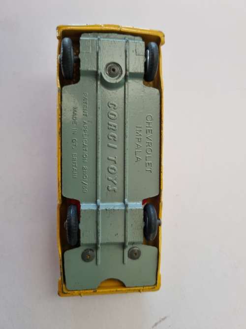 Corgi 221 Chevrolet New York Taxi Cab