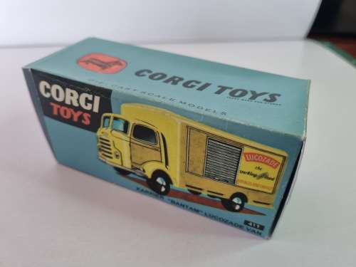 Corgi 411 Karrier ` Bantam` Lucozade Van