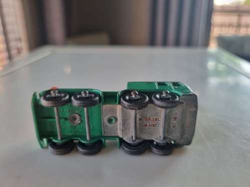 Matchbox #30 8 Wheel crane