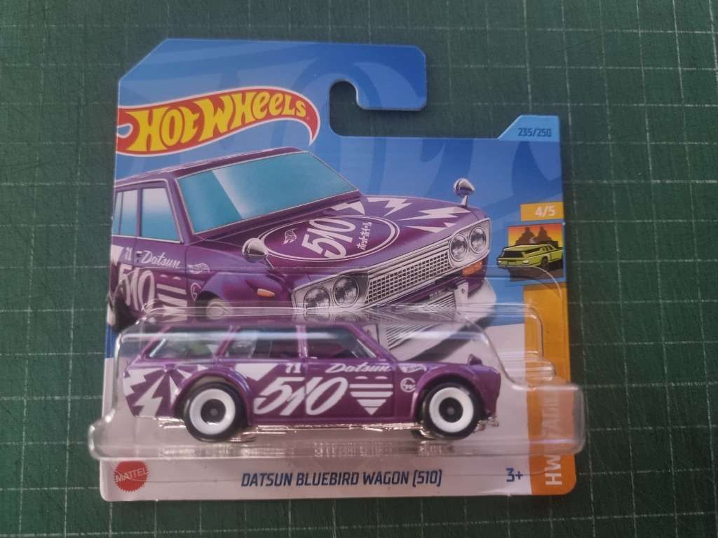 Hot Wheels Datsun Bluebird Wagon (510) + 3 Hotwheels for `ToyzCollector` only