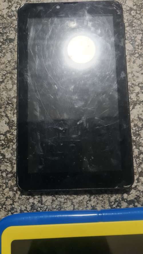 ** Tablet and Cell phone bundle** please read before bidding