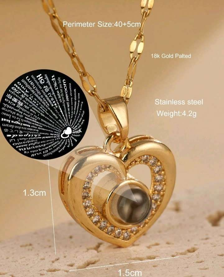***18k gold plated heart projection necklace***