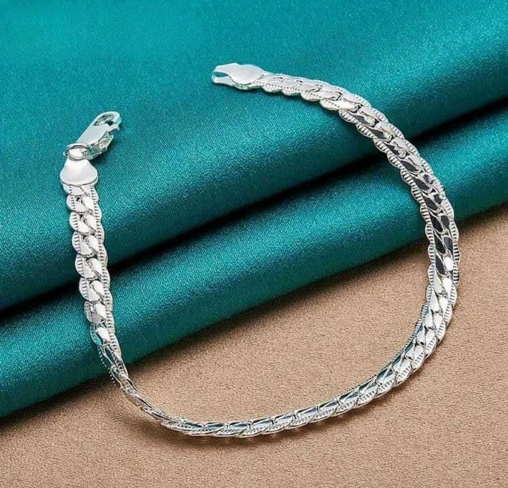 Beautiful 925 Sterling silver mens bracelet