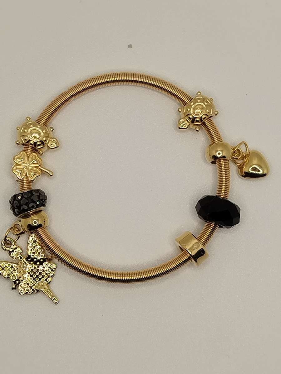 Woman bracelet