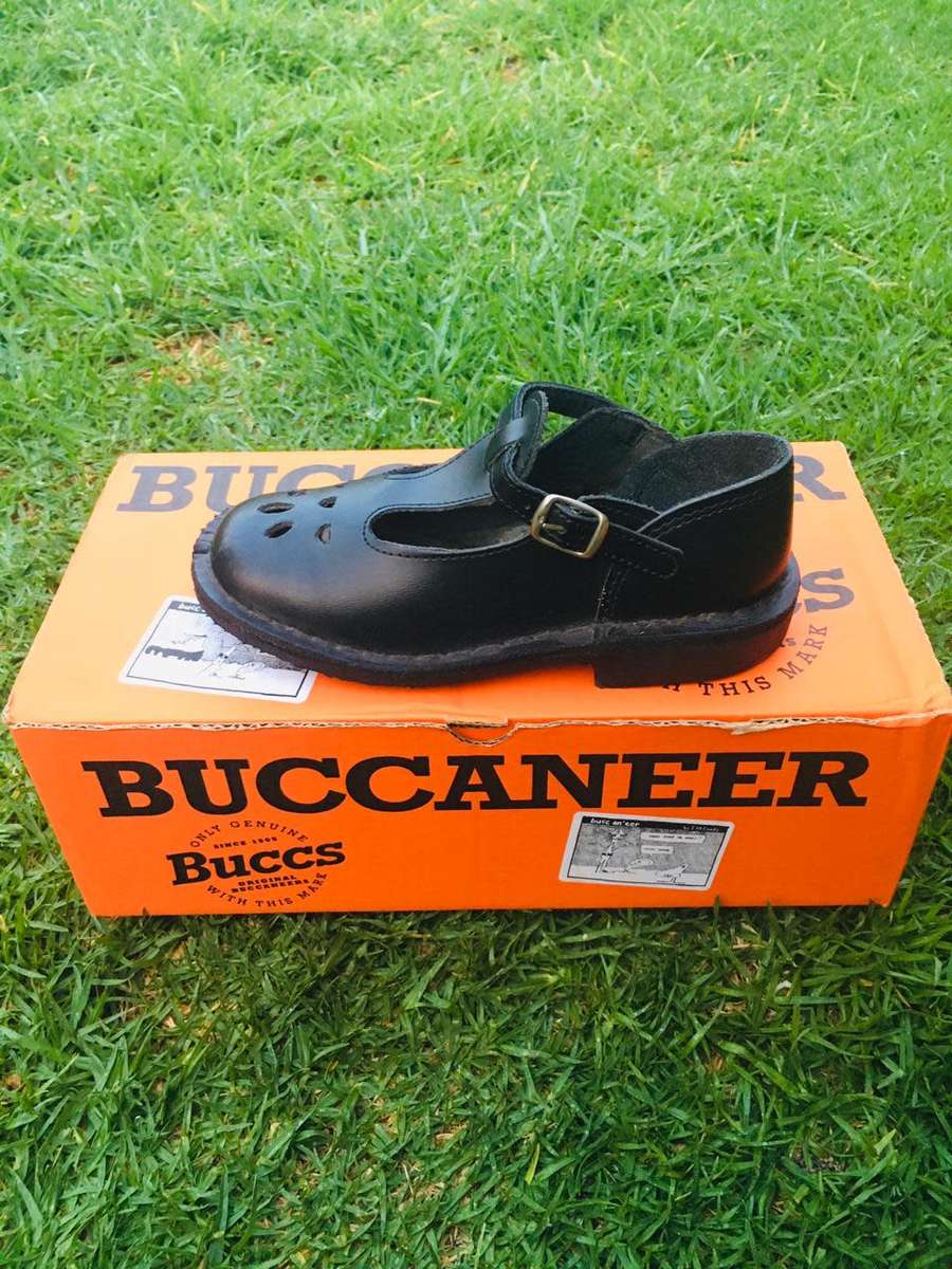 Buccaneer Junior Kids [Girls] School Shoes - Size 2