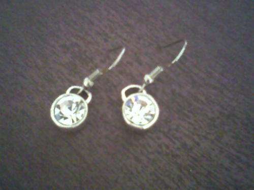DIAMANTE ELEGANT EARRINGS