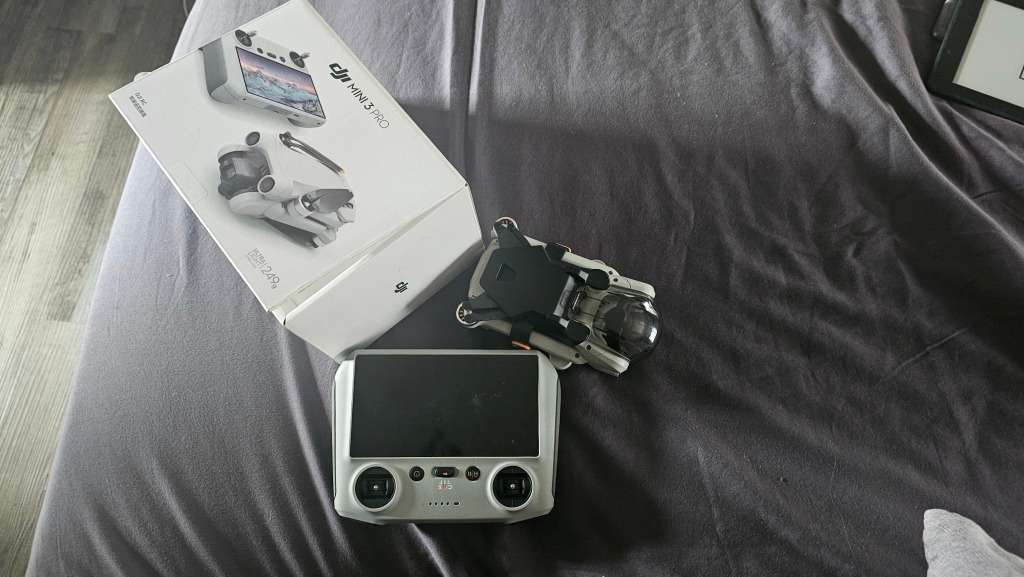 DJI mini 3 pro - hardly used