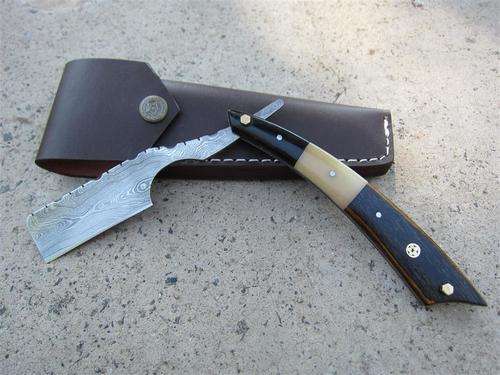 Straight Razor with Damascus Blade
