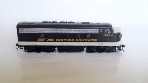 Bachmann, Norfolk Southern Locomotive, 4270, HO Scale