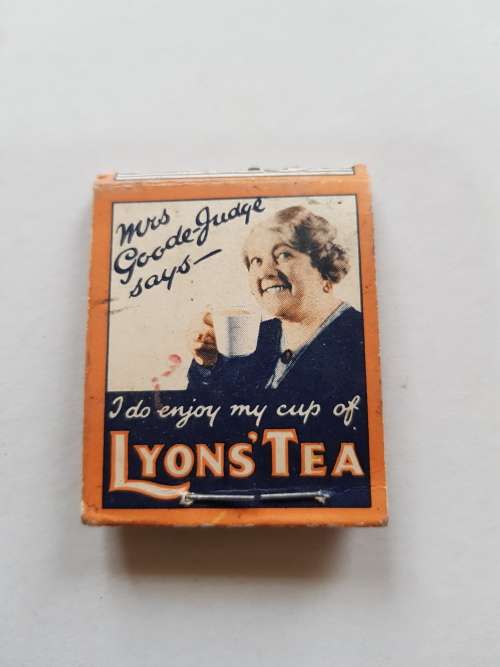 Lyon's Tea Matchbook