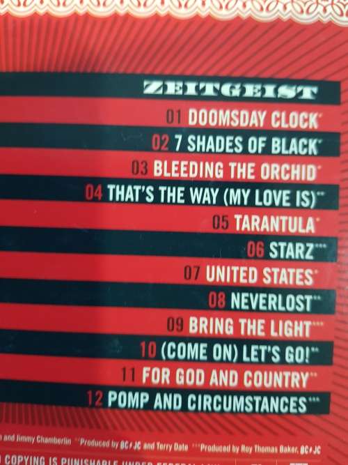 Smashing Pumpkins, Zeitgeist CD plus Book, 76 full colour pages