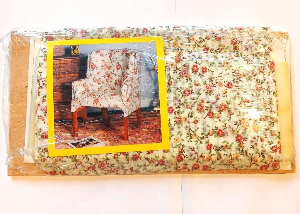 Dollhouse, Chair DIY plus material