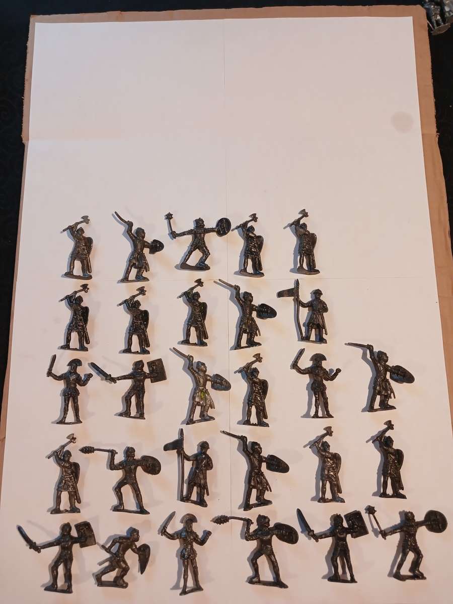 Miniature Roman Military Figurines x 28