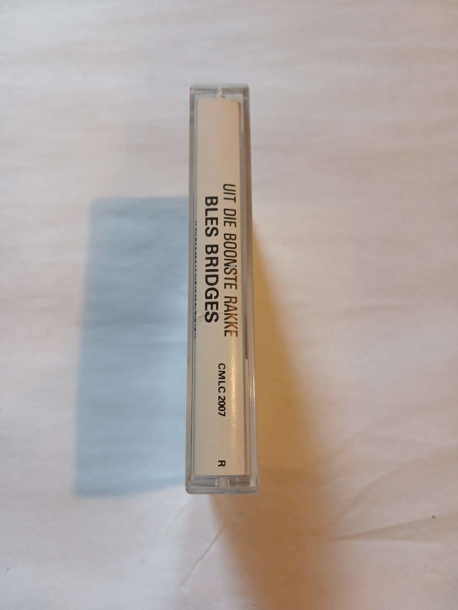 Bles Bridges, Uit die Boonste Rakke Cassette