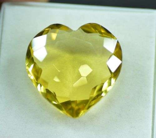 ***HUGE RARE*** ***LAB CERTIFIED*** 55.50 Ct Heart Shape Flashy Yellow Citrine