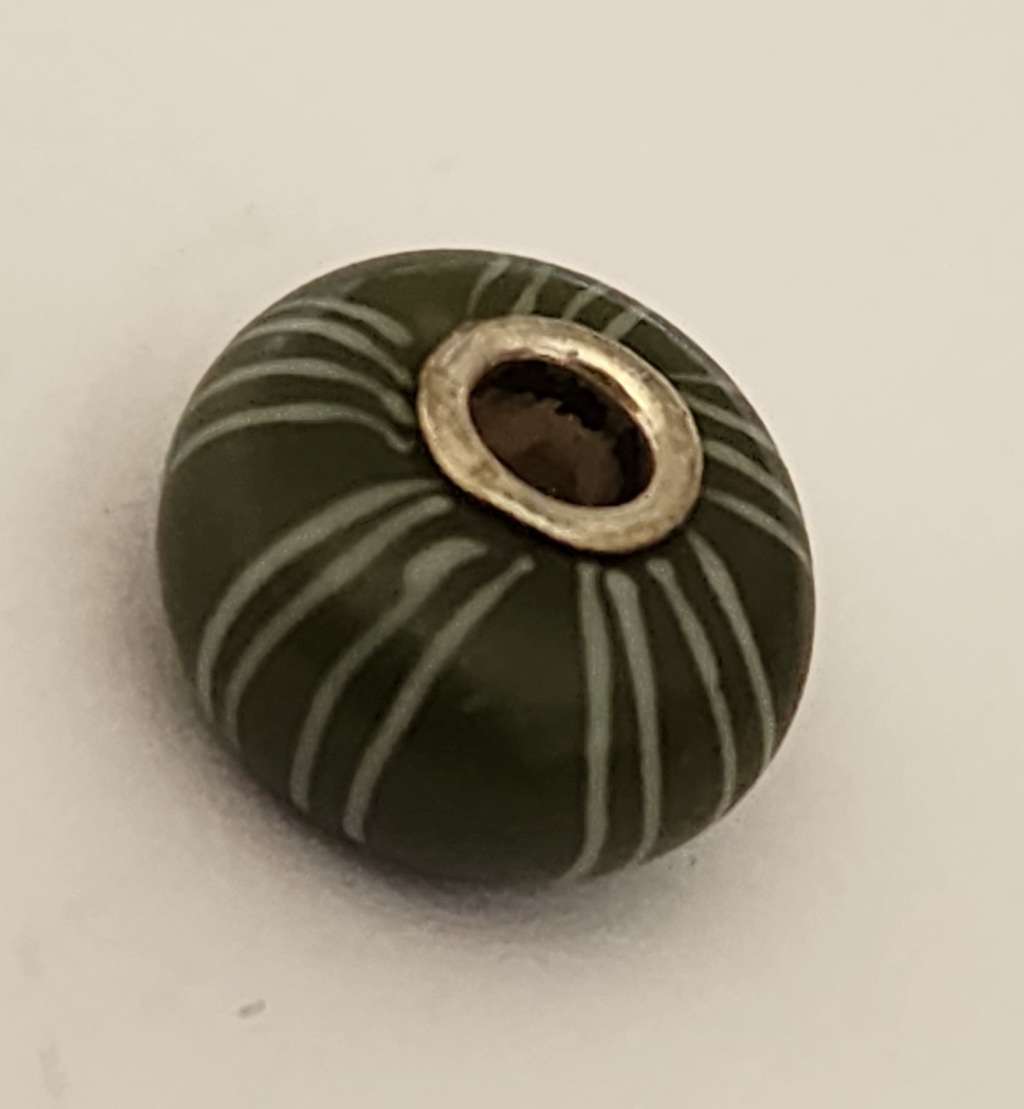 Kimono Trollbead - RETIRED BEAD