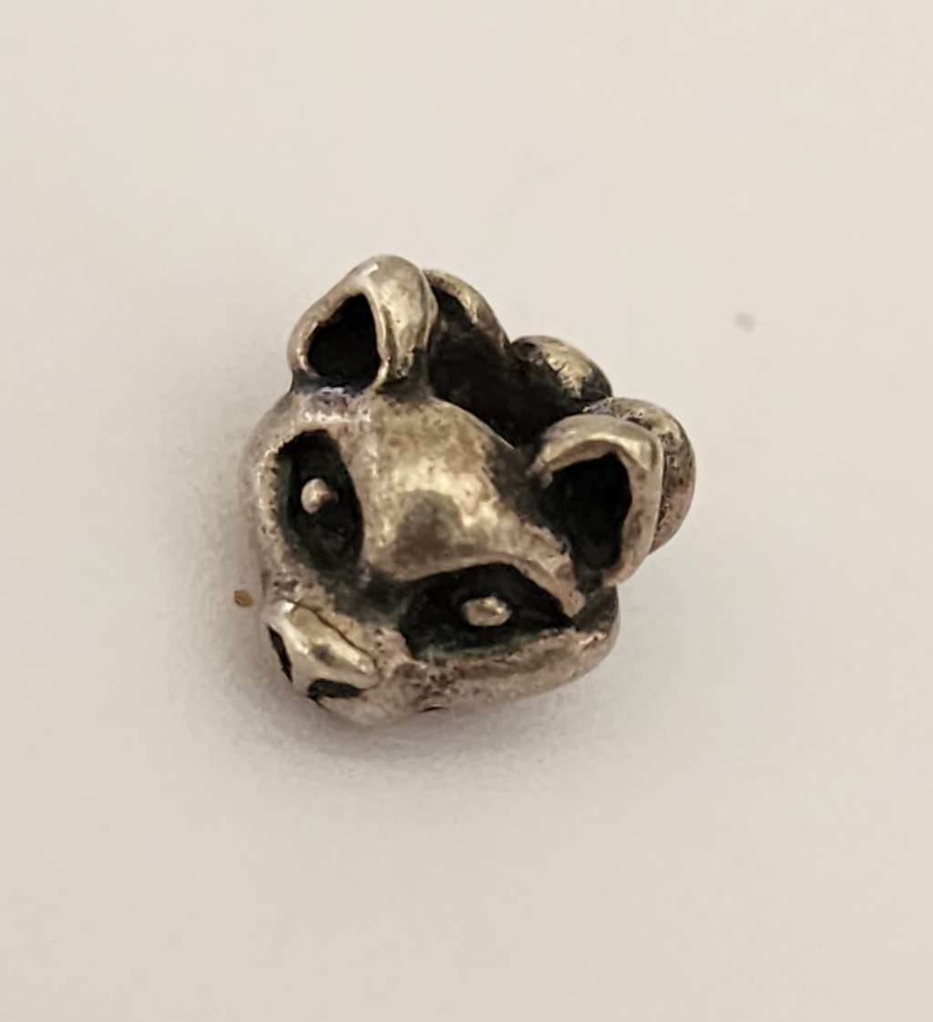 WILFIL CAT BEAD - RETIRED BEAD