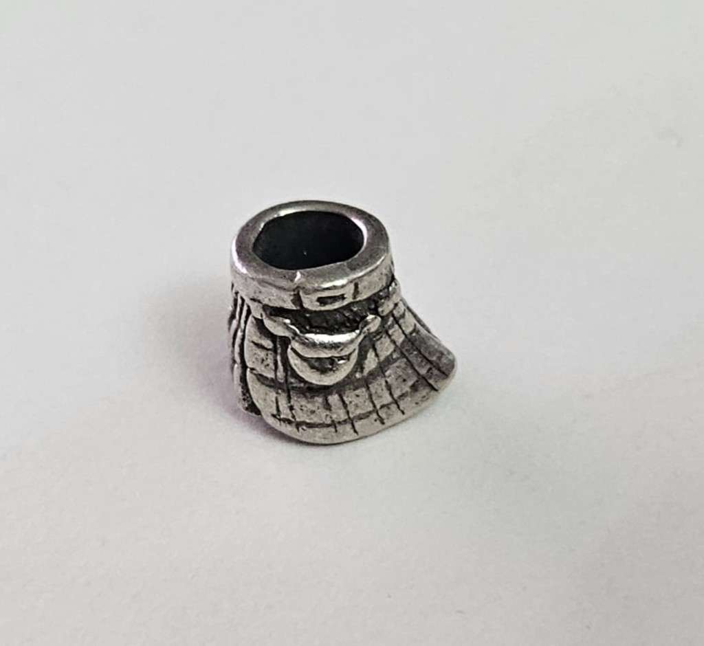 CELTIC KILT TROLLBEAD - UNITED KINGDOM WORLD BEAD - RETIRED