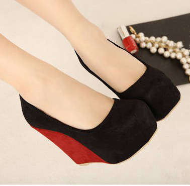 STUNNING!!!   LADIES WEDGE PUMPS   (SIZE  2.5 - 6)
