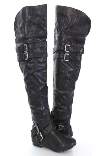 STUNNING!!!   LADIES BOOTS  (SIZE 4 ONLY)