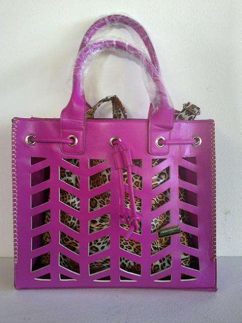 STUNNING!!!   LADIES JIMMY CHOO HANDBAG   (ONLY 1 AVAILABLE)
