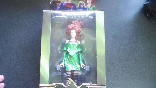 CYCLONE COLLECTOR ACTION FIGURE WITH STAND