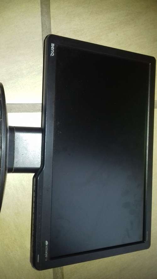 15 INCH BENQ LCD COMPUTER MONITOR SCREEN