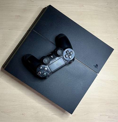 Sony PS4 console, remote and games included