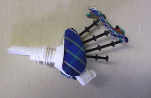 Super Funky Bag Pipe Bottle Pourer Plays Scottish Tune