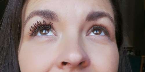 3D Fiber Lashes Mascara. Eyelash Extensions in a bottle. Enhance your eyelashes 300%