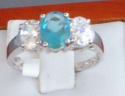 POPULAR PAST - PRESENT - FUTURE 3 STONE CZ RING SIZE 10
