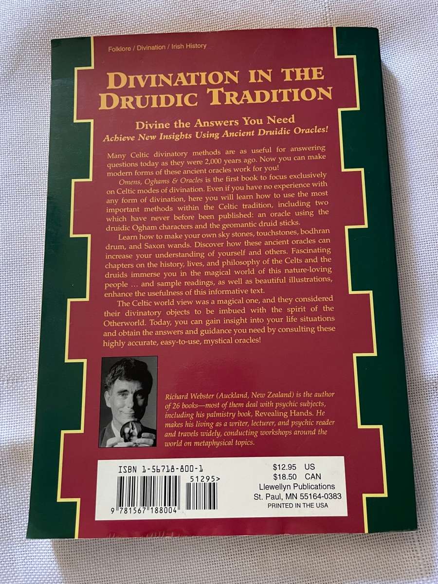 Oghams, Omens and Oracles - Richard Webster