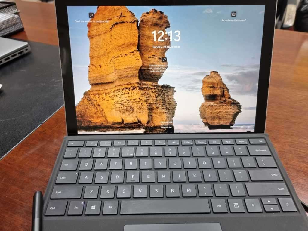 Microsoft Surface Pro 7