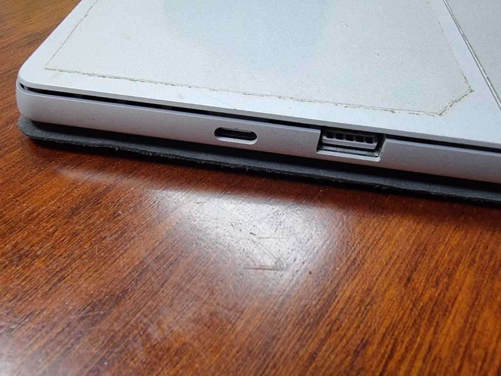 Microsoft Surface Pro 7