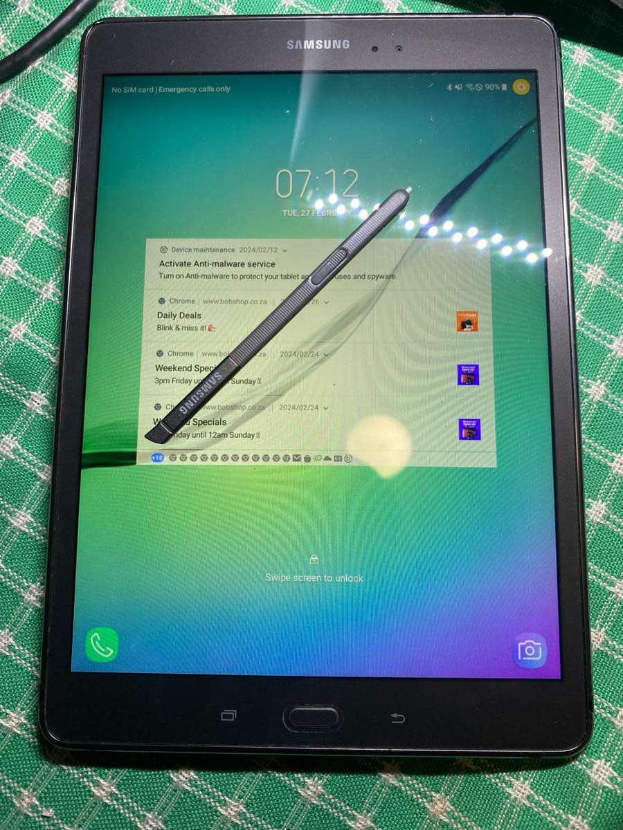 SAMSUNG TAB A (SM-P555) 3G+WIFI WITH S PEN & EXTERNAL KEYBOARD