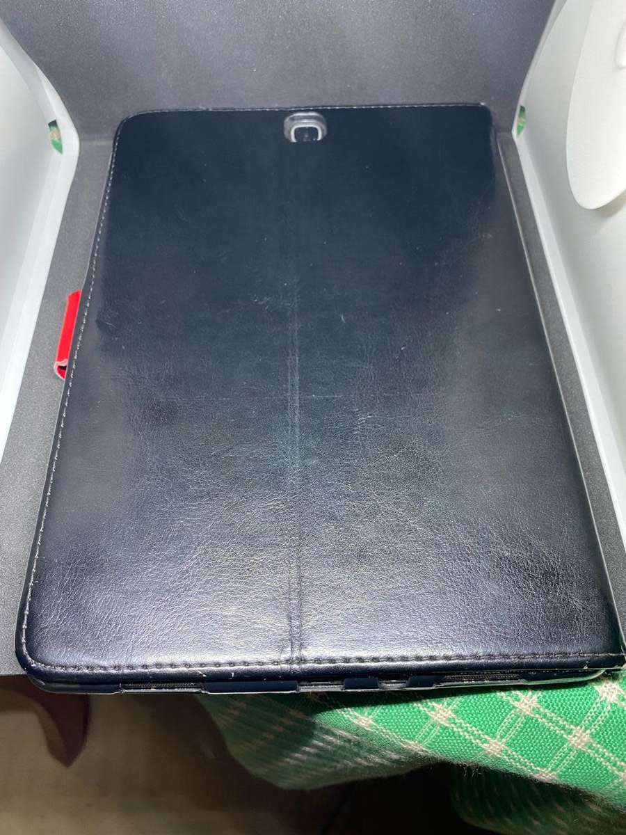 SAMSUNG TAB A (SM-P555) 3G+WIFI WITH S PEN & EXTERNAL KEYBOARD