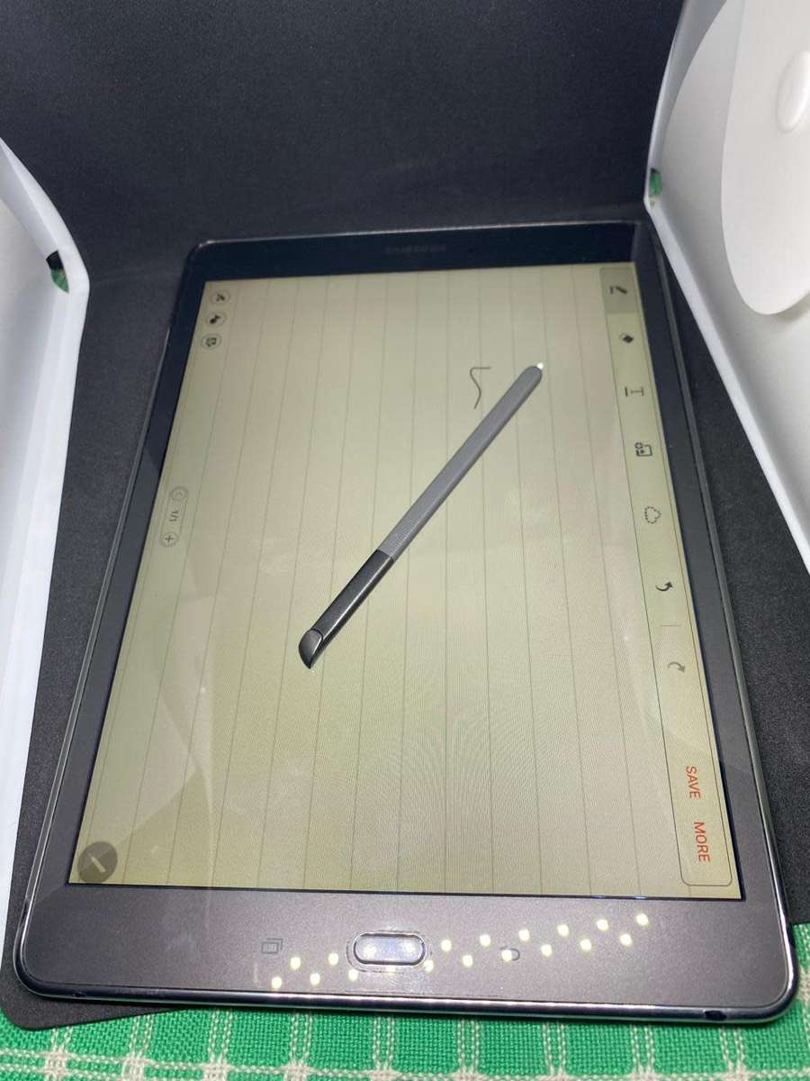 SAMSUNG TAB A (SM-P555) 3G+WIFI WITH S PEN & EXTERNAL KEYBOARD